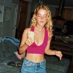 Urban Outfitters Out From Under Pink Hailey Plunging Seamless Bra Top